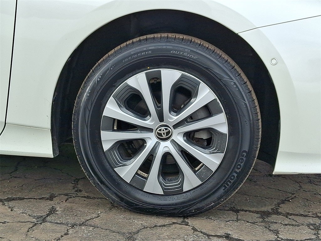 2019 Toyota Prius LE AWD-e