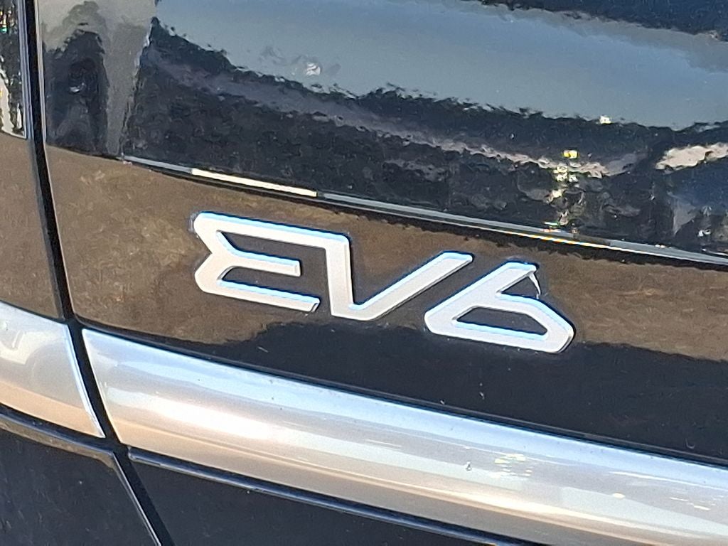 2022 Kia EV6 Wind
